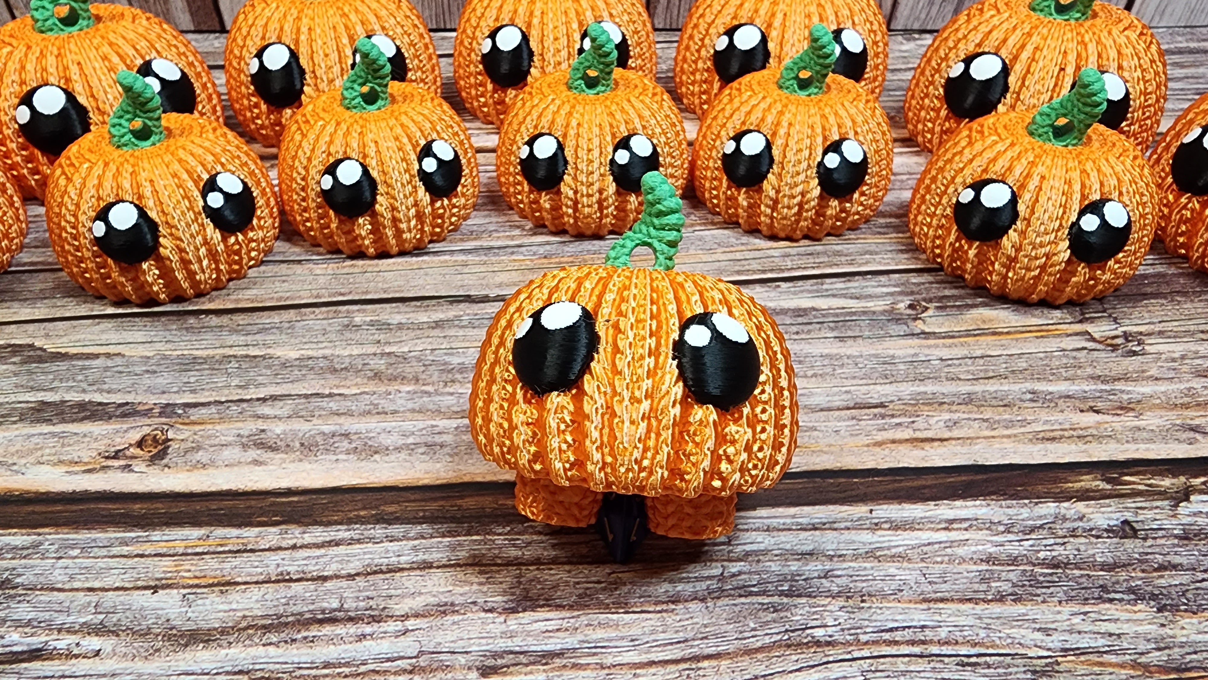 Crochet Pumpkins - Moving Feet - 3D Printed Fidget