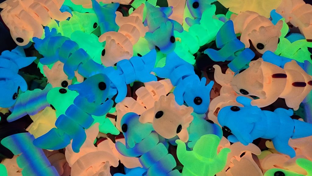 GlowMagic Baby Axolotl - Premium Cute Articulated Axolotl -  3D Printed Fidget
