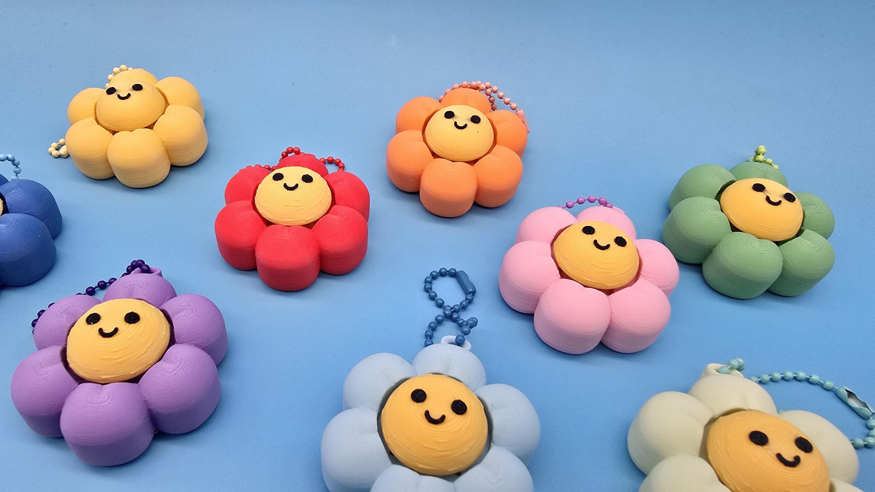 Daisy Clicker Keychain | Satisfying Click | Sensory Fidget in Rainbow colors