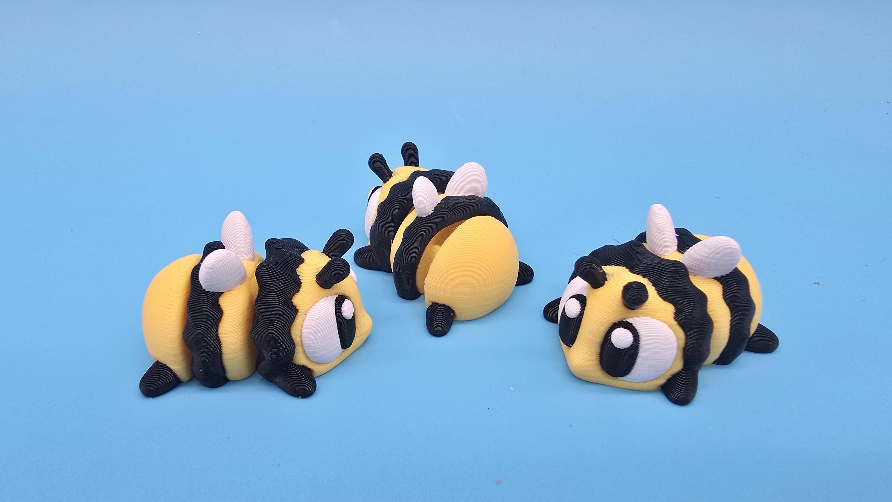 Bumble Bee Playset